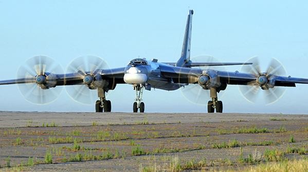 tu-95 russian bomber